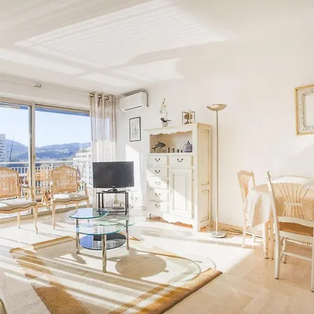 Lumineux 2 Pieces Avec Magnifique Vue Apartamento Mandelieu